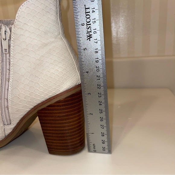 Mia Barby Ivory Python Side Zip Ankle Bootie - Picture 13 of 16